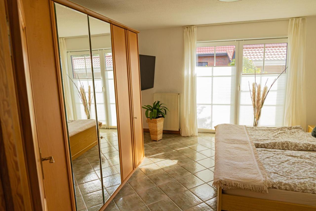 Schoenes & Gemuetliches Ferienhaus Nahe Der Nordsee Schortens Bagian luar foto