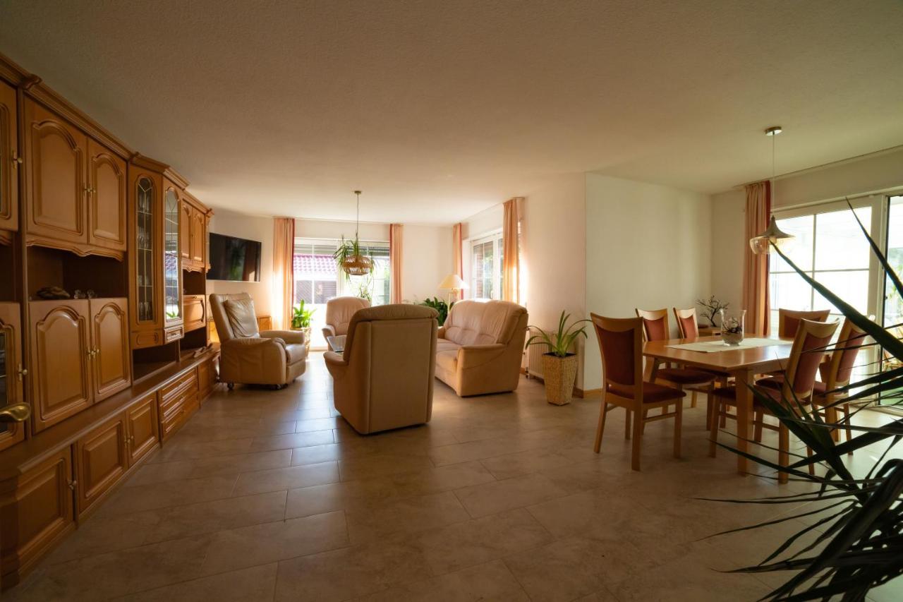 Schoenes & Gemuetliches Ferienhaus Nahe Der Nordsee Schortens Bagian luar foto